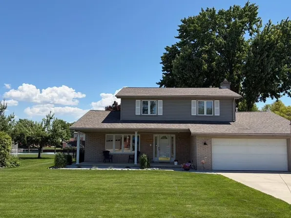 7253 Flamingo Rd, Clay, MI 48001