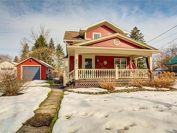 5th image of 608 Crescent Ave