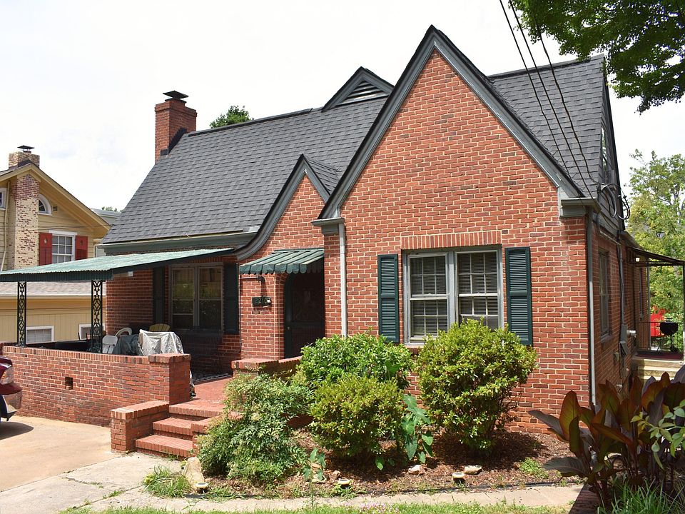 2nd image of 2210 Hope St