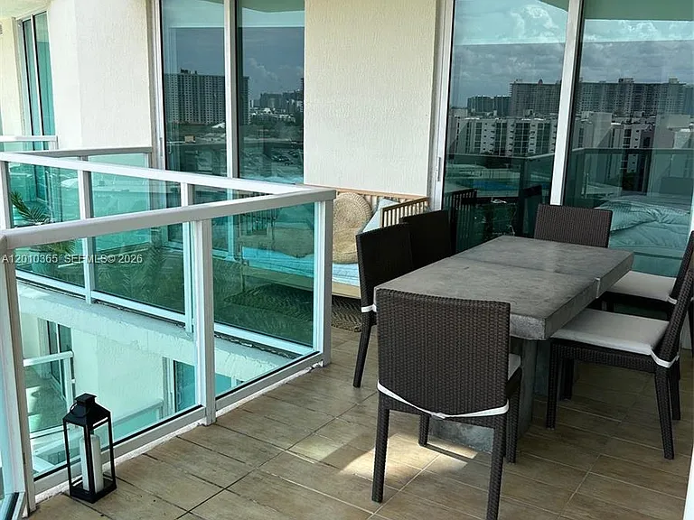 150 Sunny Isles Blvd #1-1103 — Photo 4