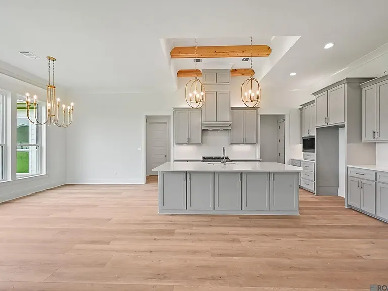 4463 Camargue Ave — Photo 8