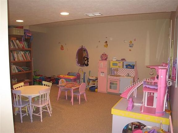 LL Play Room