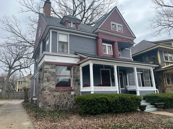 344 College Ave SE, Grand Rapids, MI 49503