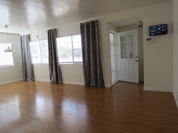 5th image of 8658 Grand Ave