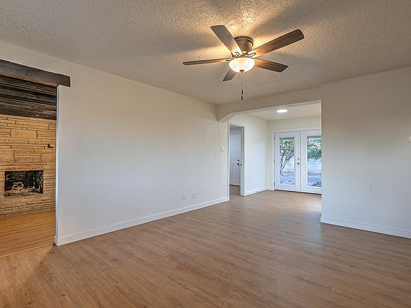 3rd image of 1109 Calle La Resolana