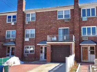 1605 200th St, Flushing, NY 11360