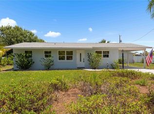 20681 Coconut Dr, Estero, FL 33928