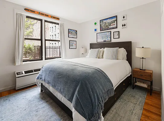 Sold by SERHANT. | media 4