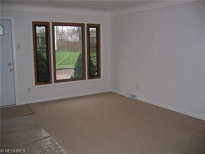 3rd image of 12106 Milan Ave