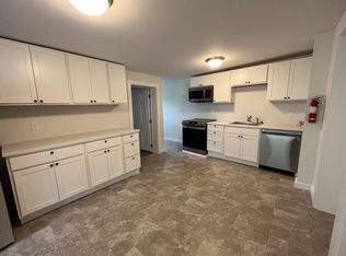 105 Winter St APT 3, Morrisville, VT 05661