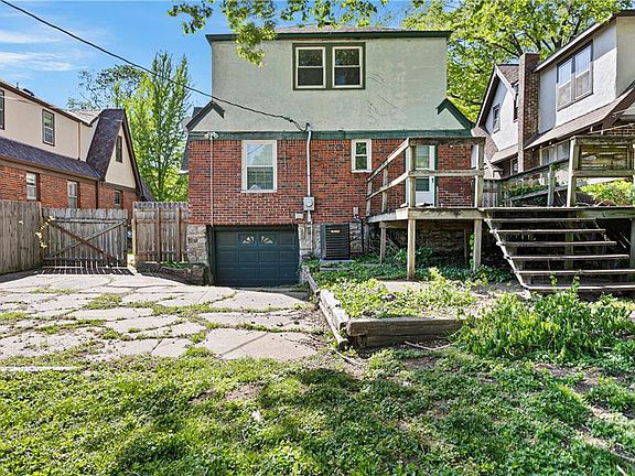 5th image of 6811 Oak St