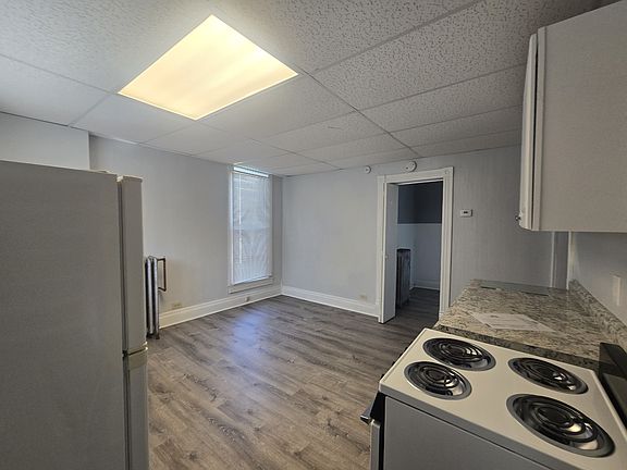 5th image of 319 S Shelby St #1B