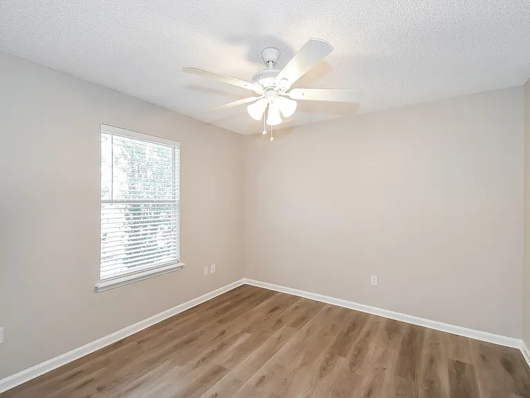 3445 Shelley Dr — Photo 14