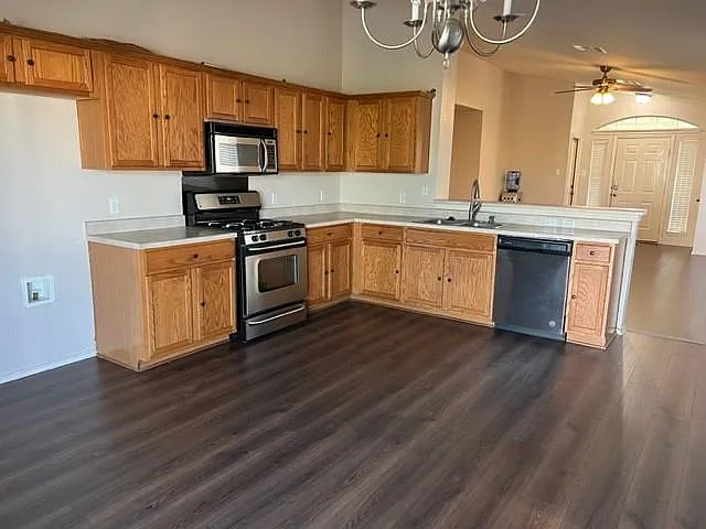14921 Lipton Ln — Photo 3