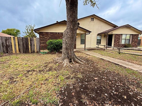 3rd image of 2111 Goodrich Dr