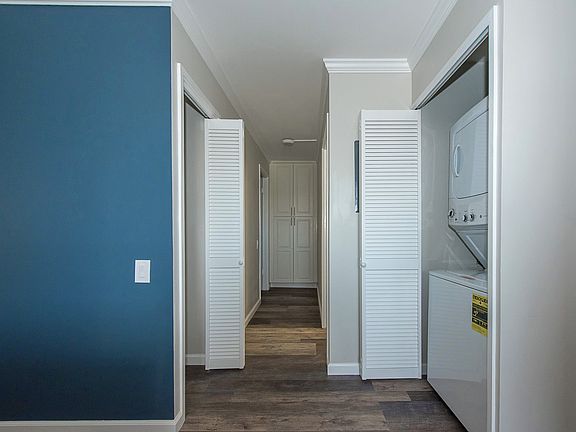 3rd image of 909 Ala Lilikoi St APT 402