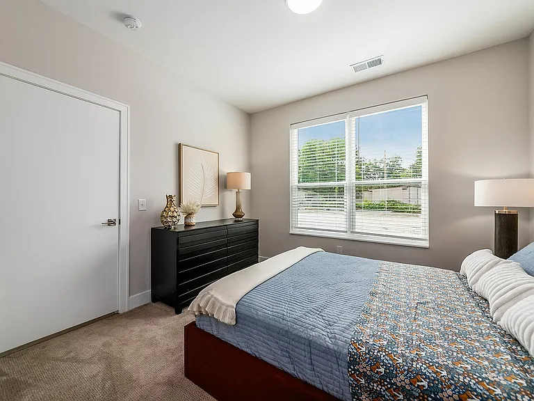 027_379_L 1895 Mapleway Dr074
