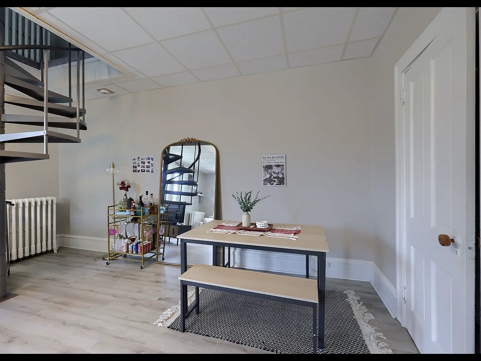 1 bed, 650 sqft, $1,800 — Photo 2