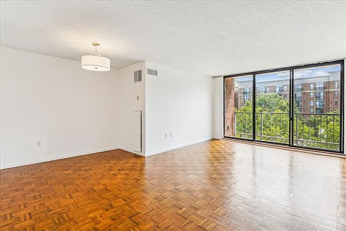 2555 Pennsylvania Ave NW #816 — Photo 20