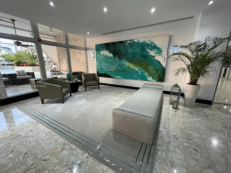 1200 West Ave #202 — Photo 26