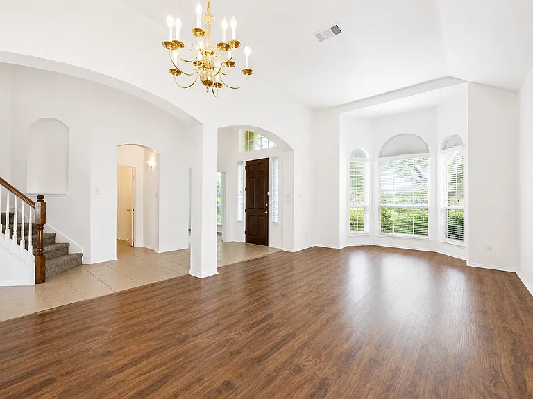 10057 Wyndbrook Dr — Photo 38