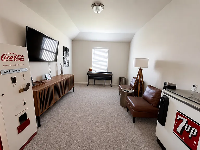 12930 Trapezus Ct — Photo 13