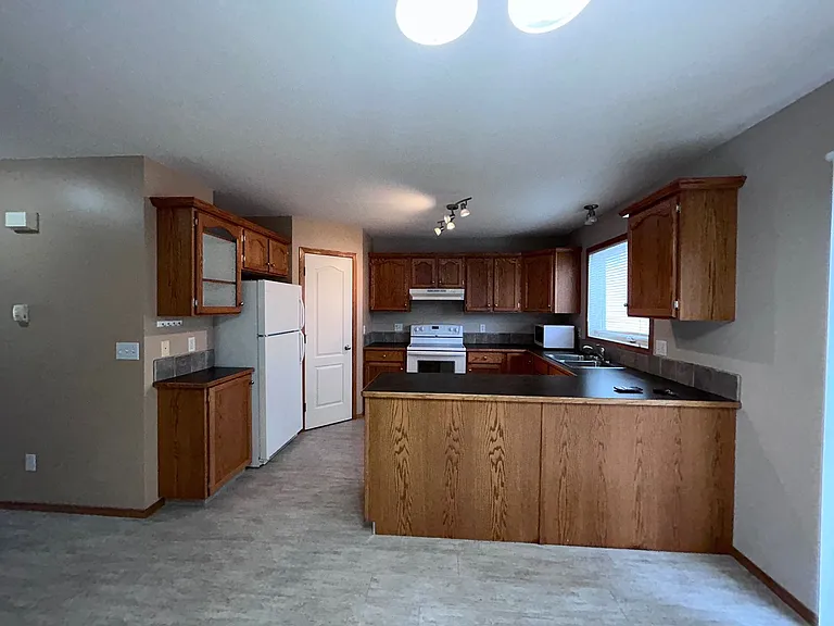 6225 Orr Dr #6225 — Photo 3