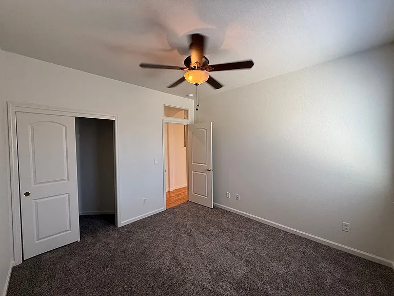 3904 Crescendo Ln — Photo 23