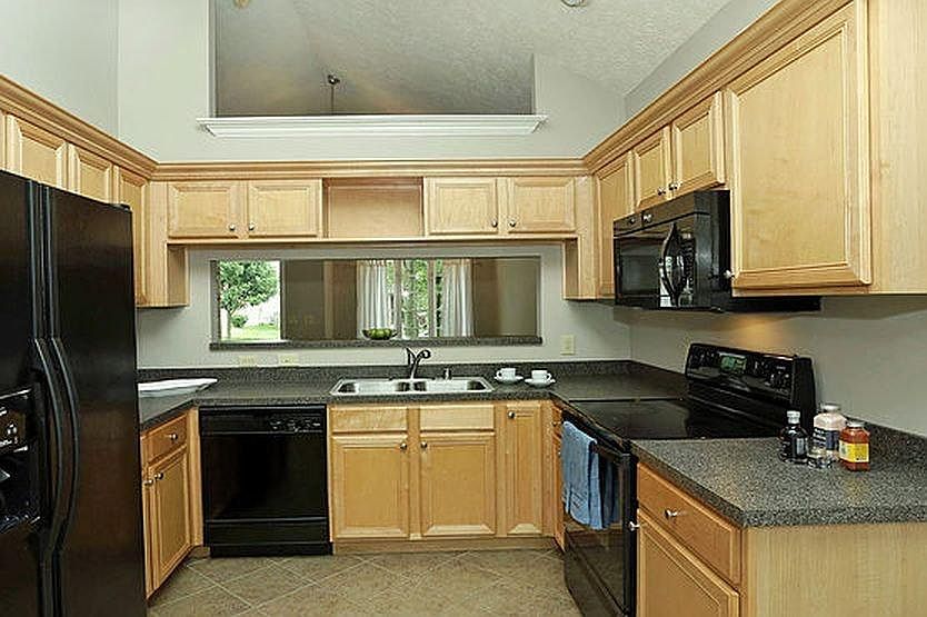 1st image of 157 White Oak Trce