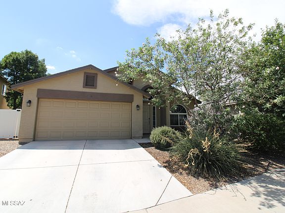 2nd image of 1330 S Kelson Pl