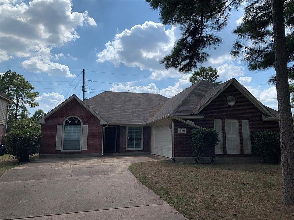 1st image of 15811 Hollow Rock Dr