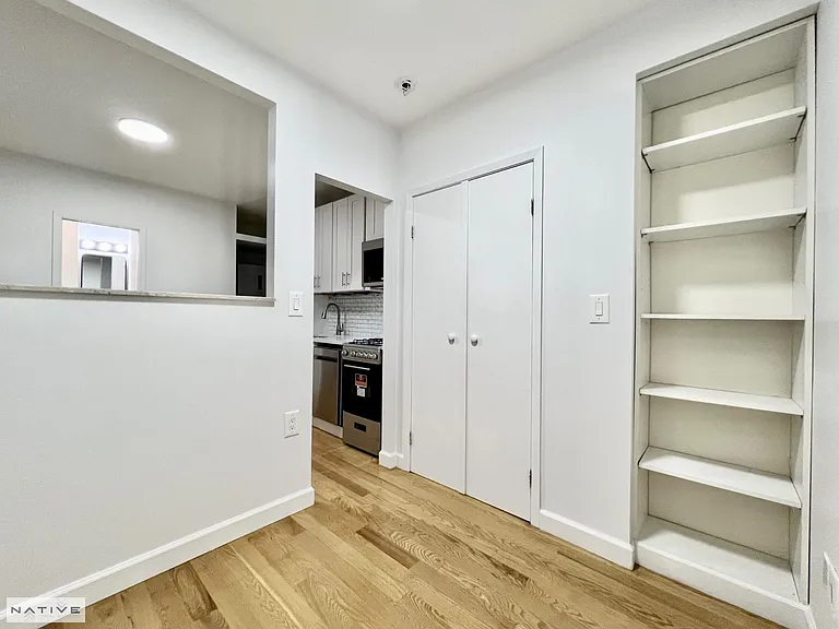 168 India St #2 — Photo 5
