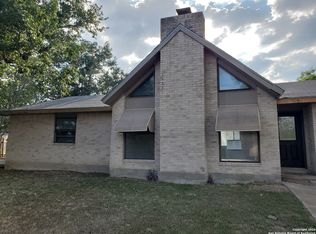 1423 Elm St, Kenedy, TX 78119