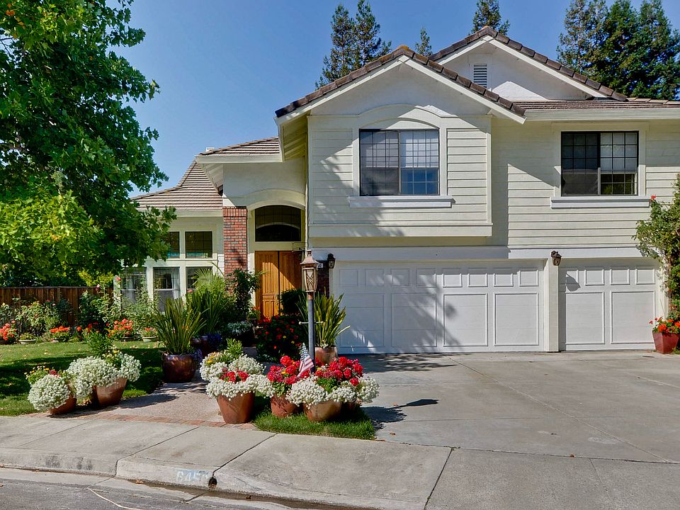 1st image of 6450 Calle Esperanza
