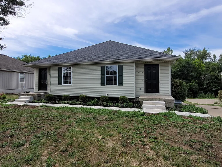 2944 NW Mill Pl — Photo 8