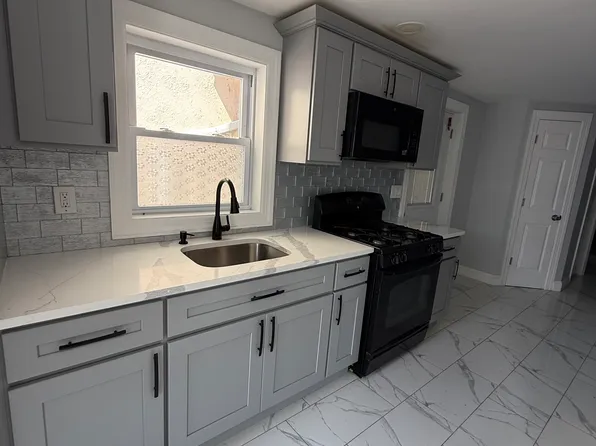 51 Grant St Floor 1, Fairview, NJ 07022