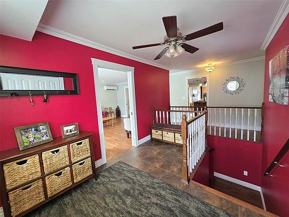 4th image of 23 Westmount Road