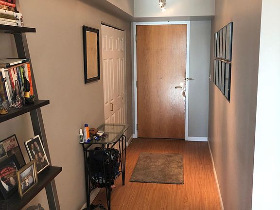 3rd image of 345 N Lasalle St #3606