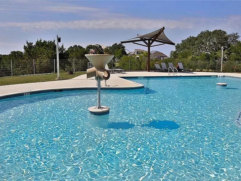 129 San Domenico Cv — Photo 32