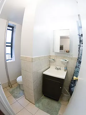 Rented by Roselyn  Fortuna LLC | media 20