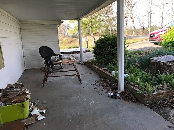 2nd image of 3296 Highway 58