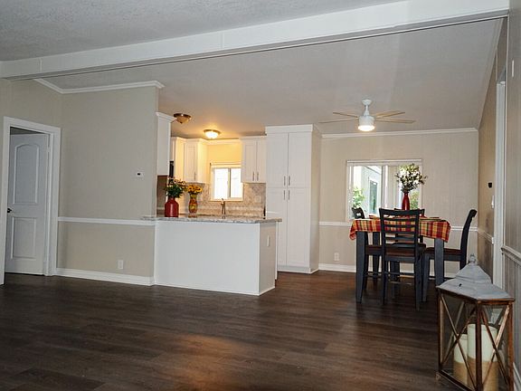 5th image of 5815 E La Palma Ave Space 93
