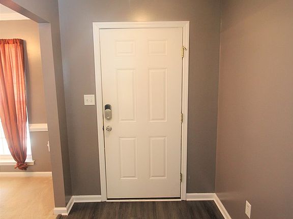 4th image of 519 Marble Fls