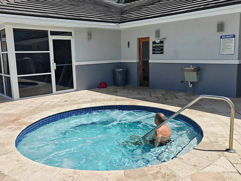 Hot tub