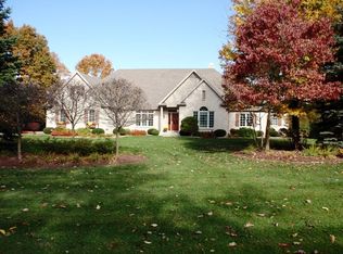33058 Lake Forest Ct, Niles, MI 49120