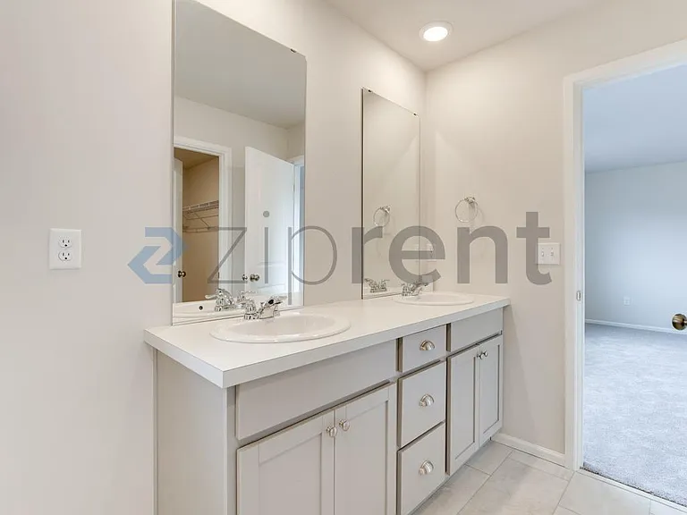 1026 17th Ave — Photo 15