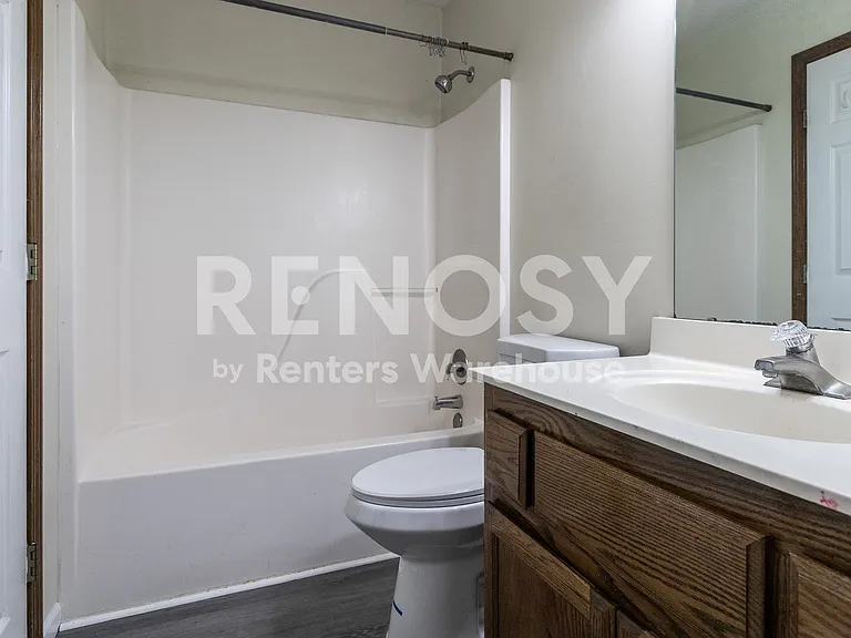 1500 Galway Ct — Photo 6