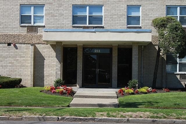 Johnson House 2 Apartments LLC