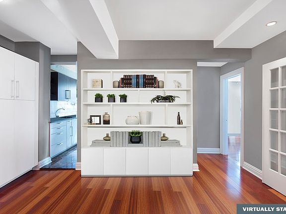 4th image of 400 E 52nd St #11GJ