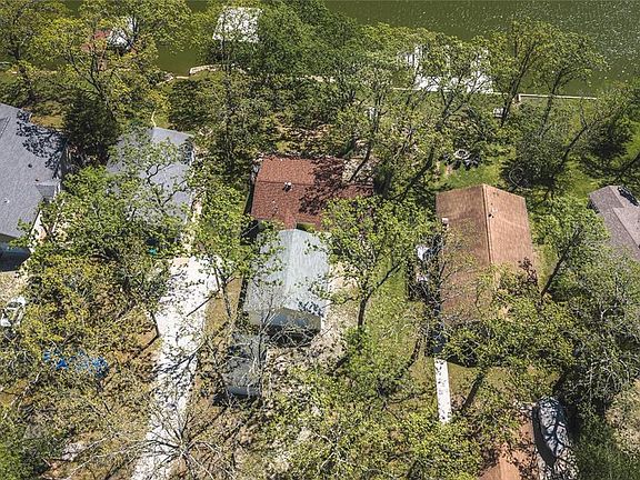 3rd image of 1350 Shawnee Rd